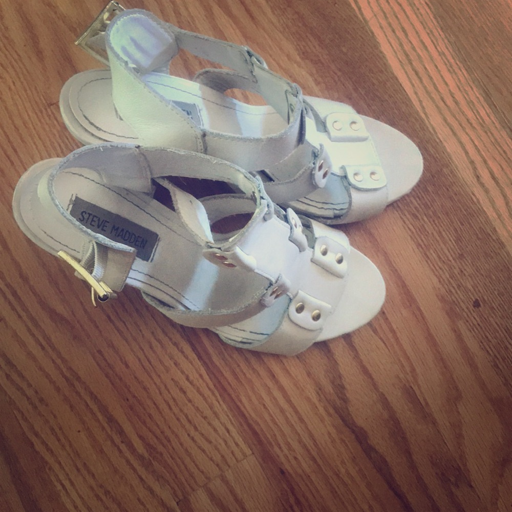Steve Madden white sandals, size 9